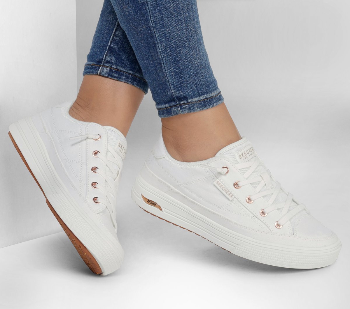 Arch Fit Arcade - Meet Ya There | Skechers Women