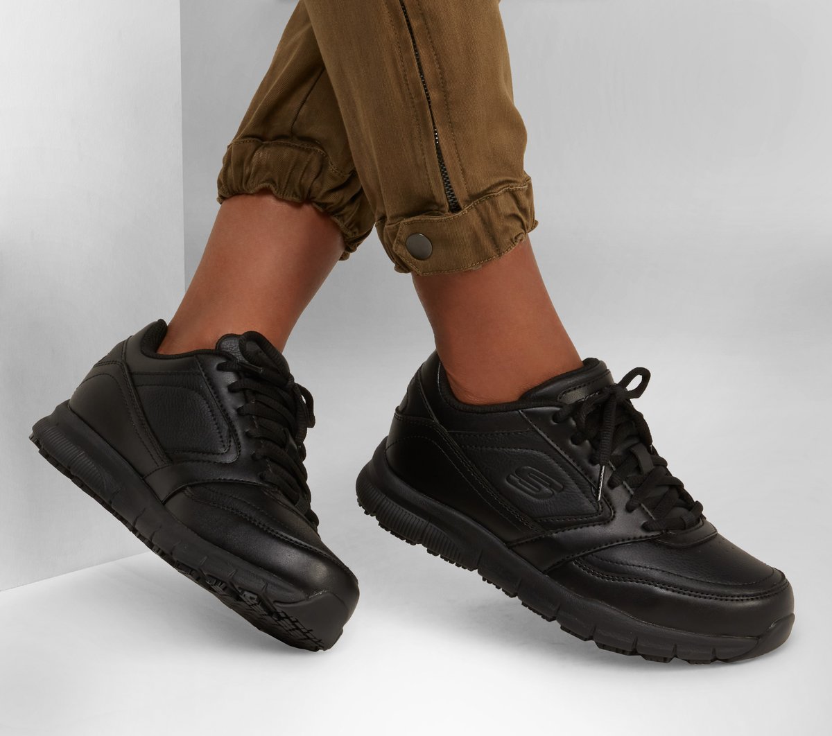 Work Slip-Resistant Relaxed Fit: Nampa - Wyola | Skechers Women