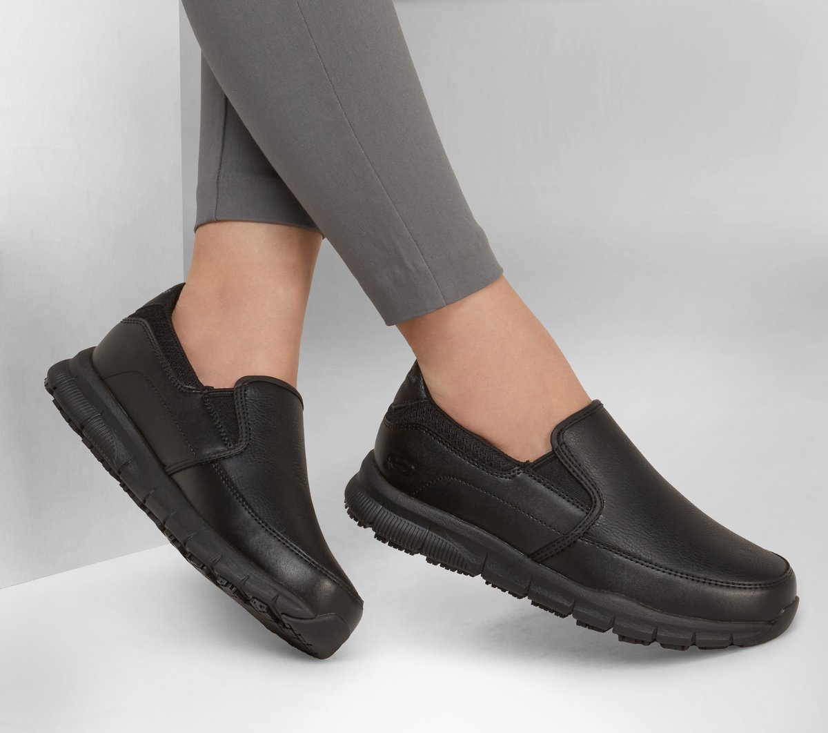 Work Relaxed Fit: Nampa - Annod SR | Skechers Women