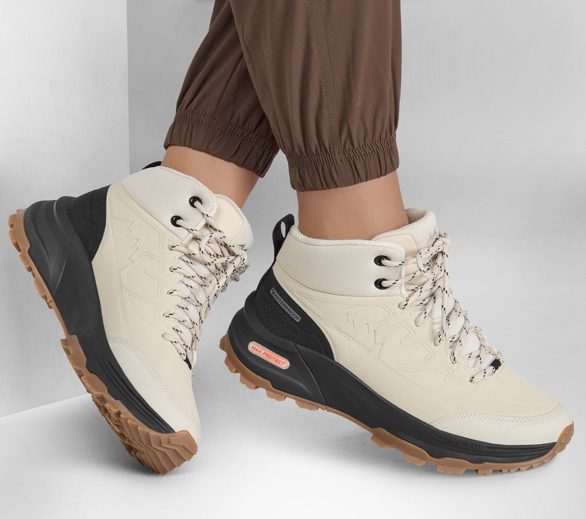 Waterproof: Max Protect Legacy - Weekend Getaway | Skechers Women