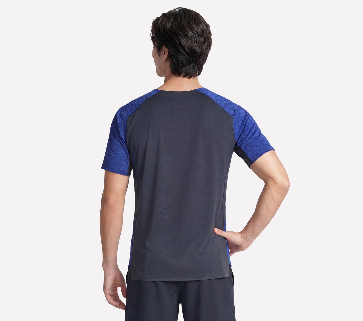 GO DRI Circuit Tee | Skechers Men