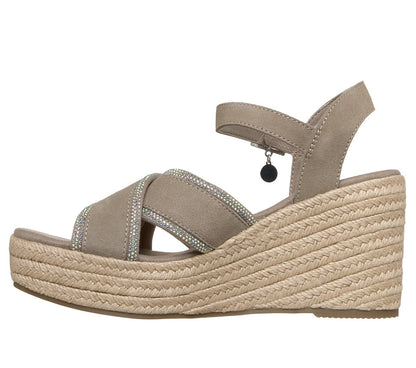 Martha Stewart: Iris - Modest Queen | Skechers Women