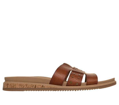 BOBS Desert Kiss Low - Stud Look | Skechers Women