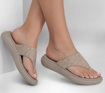 Relaxed Fit: Asana Luxe - Keep Dazzling | Skechers Women