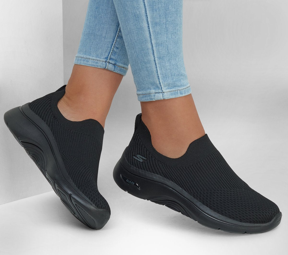 GO WALK Arch Fit 2.0 - Paityn | Skechers Women