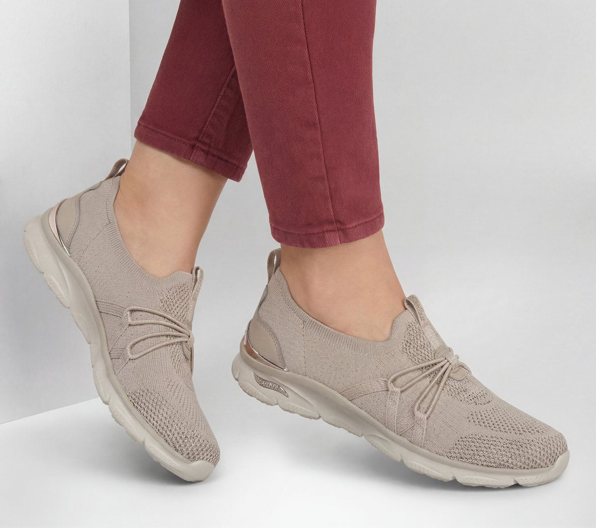 Arch Fit Sunny - Flutter Step | Skechers Women