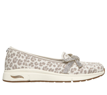 Martha Stewart: Arch Fit Living | Skechers Women