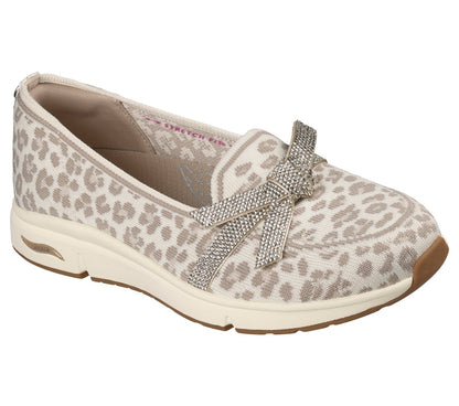 Martha Stewart: Arch Fit Living | Skechers Women